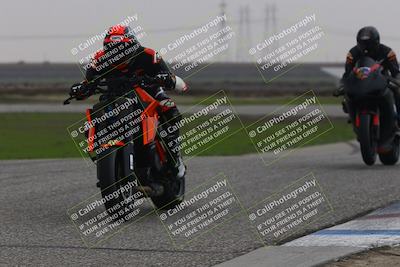 media/Nov-30-2025-TrackDaz (Sun) [[d8b22663df]]/A Group/Session 4 (Wheelie Bump)/